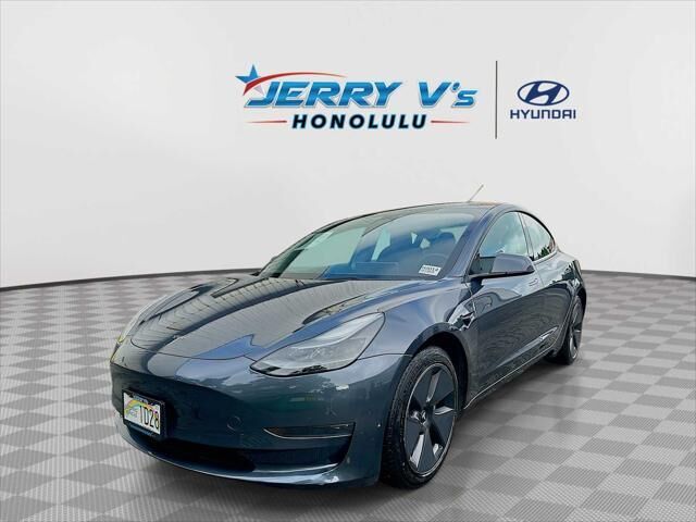 2022 Tesla Model 3 Long Range — photo 1 of 14