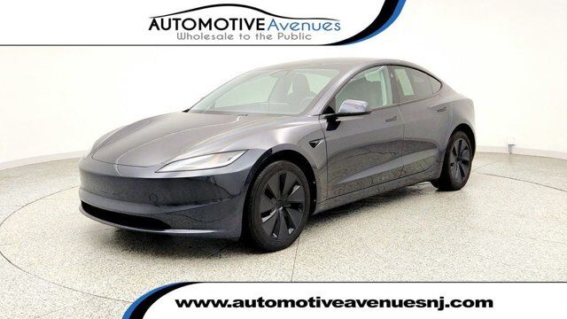 2025 Tesla Model 3 Long Range