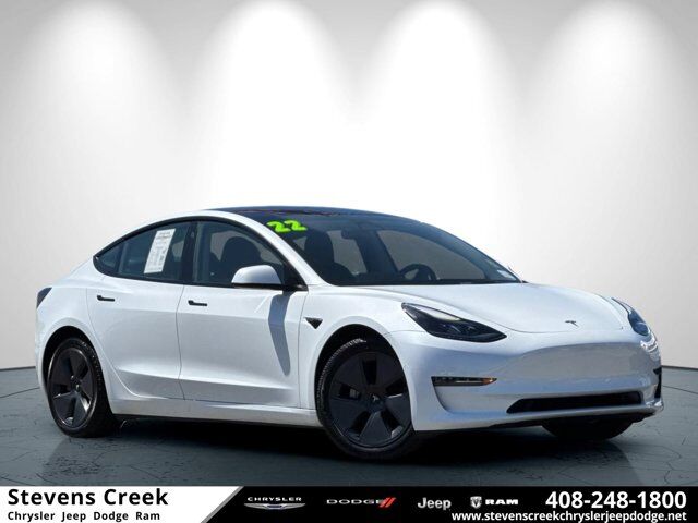 2022 Tesla Model 3 Long Range — photo 1 of 13