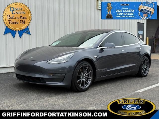 2018 Tesla Model 3 Long Range — photo 1 of 27