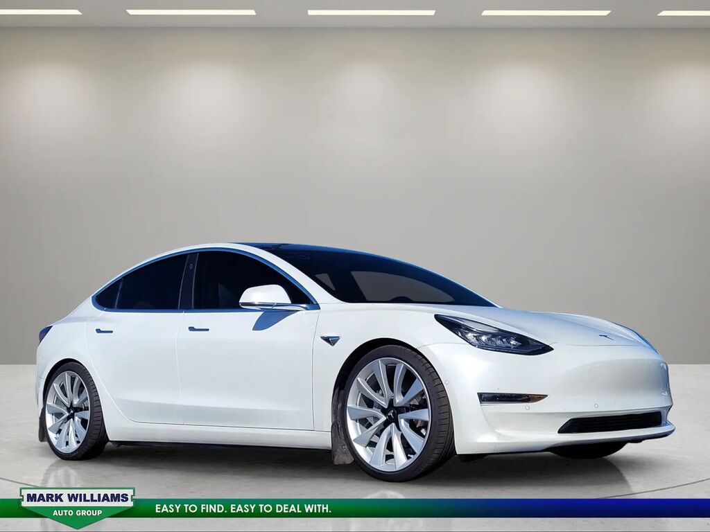 2020 Tesla Model 3 Long Range — photo 1 of 11