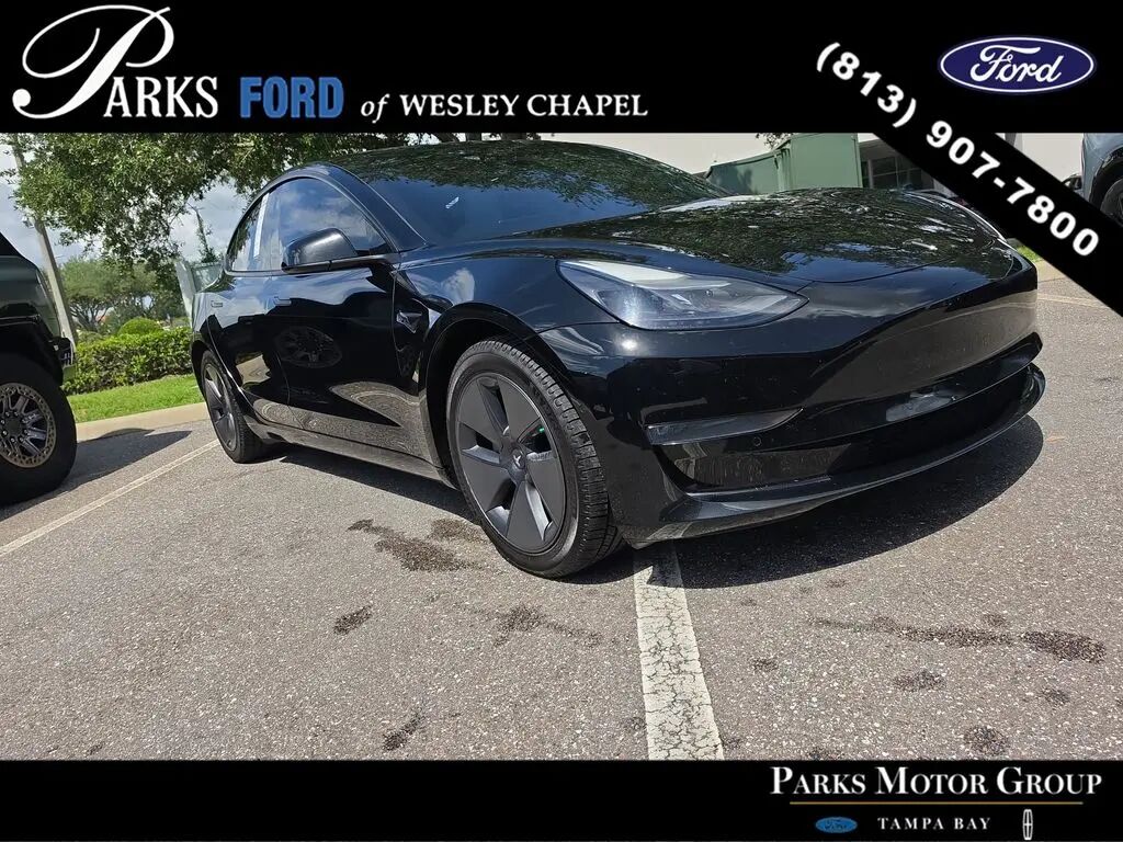 2022 Tesla Model 3 Long Range — photo 1 of 13