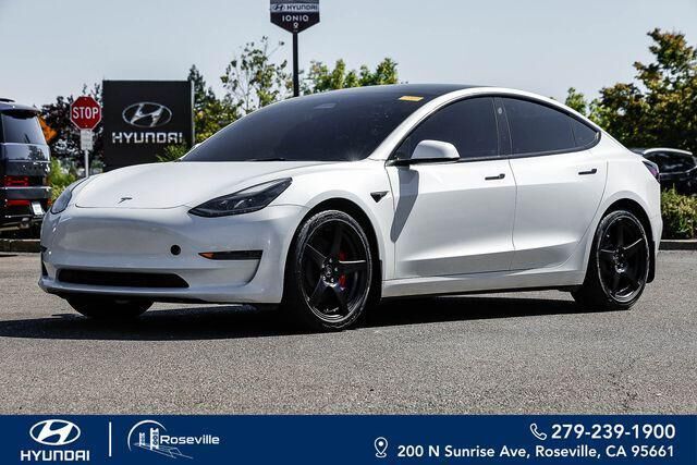 2023 Tesla Model 3 Performance — photo 1 of 1