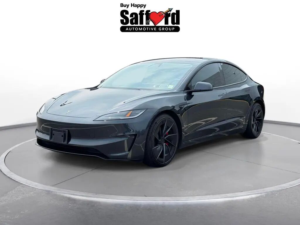 2025 Tesla Model 3 Performance — photo 1 of 13