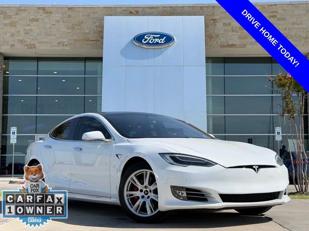 2021 Tesla Model S Long Range Plus — photo 1 of 15