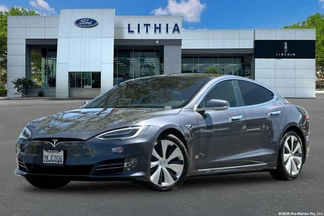 2021 Tesla Model S Long Range Plus — photo 1 of 24