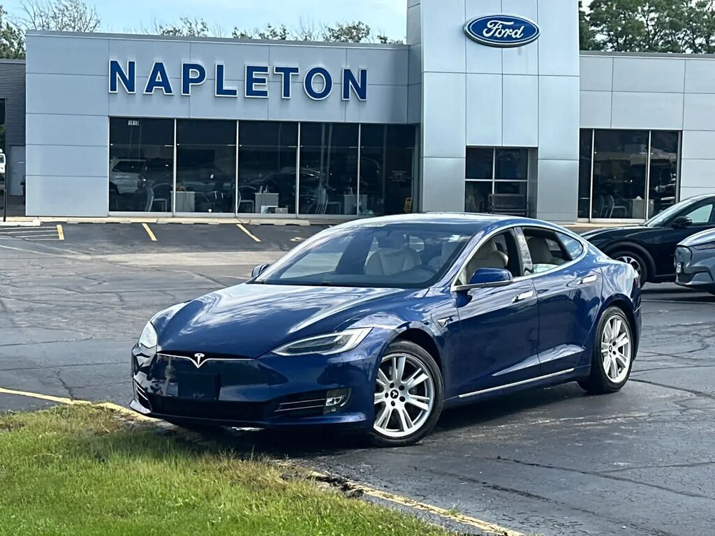 2020 Tesla Model S Long Range — photo 1 of 13
