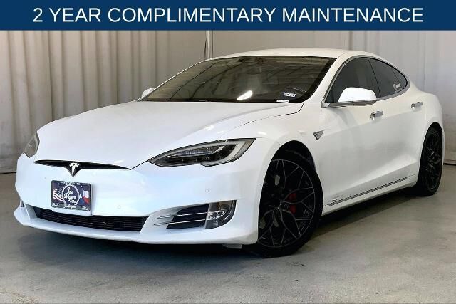 2016 Tesla Model S 90D