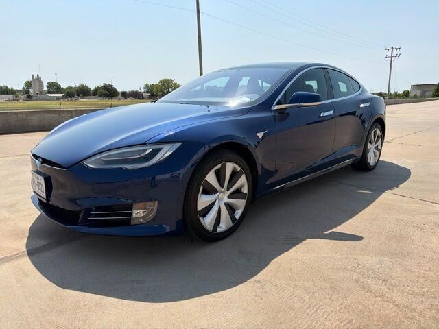 2020 Tesla Model S Performance — photo 1 of 8