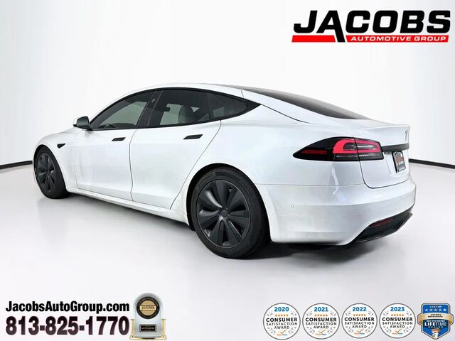 2022 Tesla Model S Base