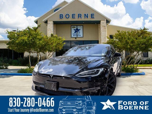 2021 Tesla Model S Long Range — photo 1 of 26