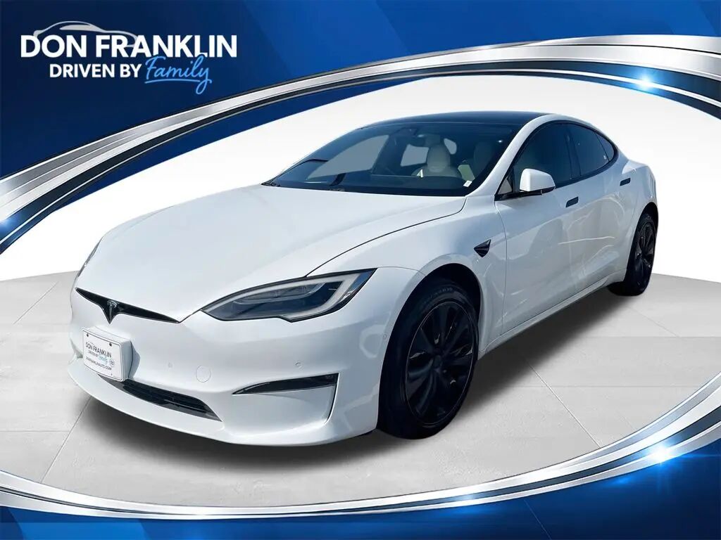 2021 Tesla Model S Plaid — photo 1 of 14