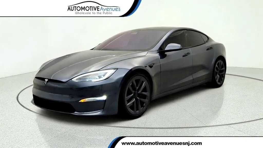 2021 Tesla Model S Plaid — photo 1 of 25