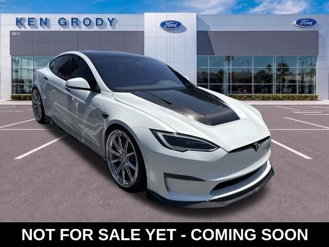 2022 Tesla Model S Plaid