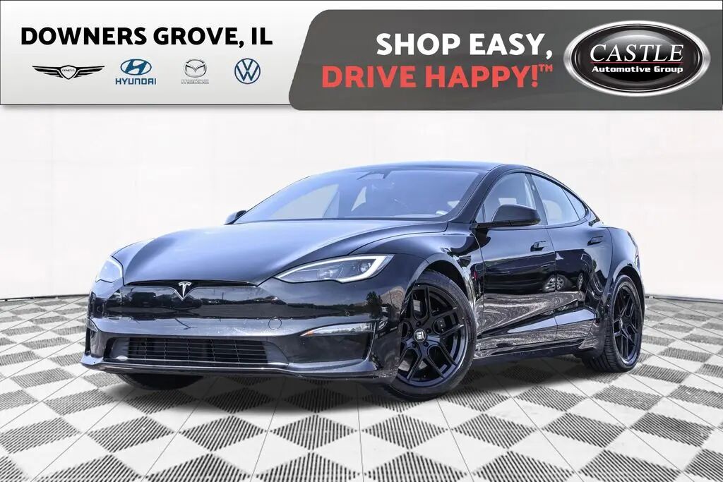 2023 Tesla Model S Plaid — photo 1 of 13