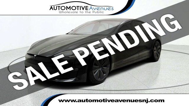 2022 Tesla Model S Plaid