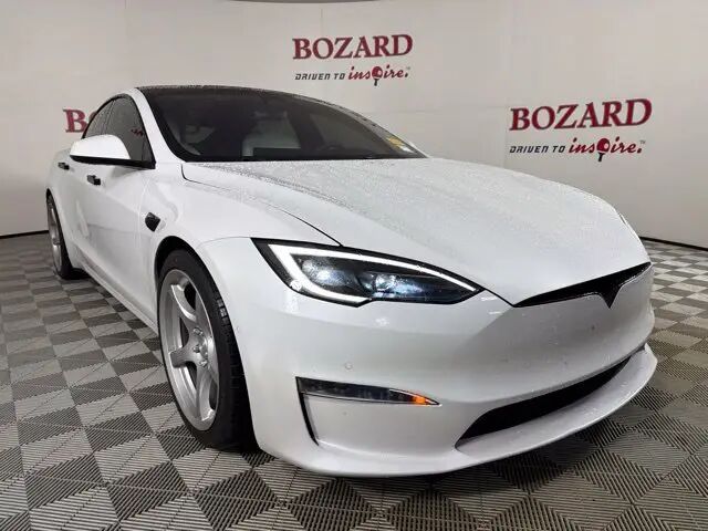 2022 Tesla Model S Plaid