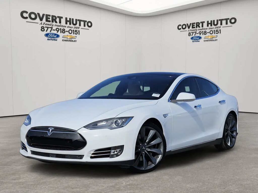 2015 Tesla Model S 85D — photo 1 of 2
