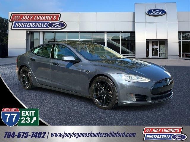 2015 Tesla Model S 70D