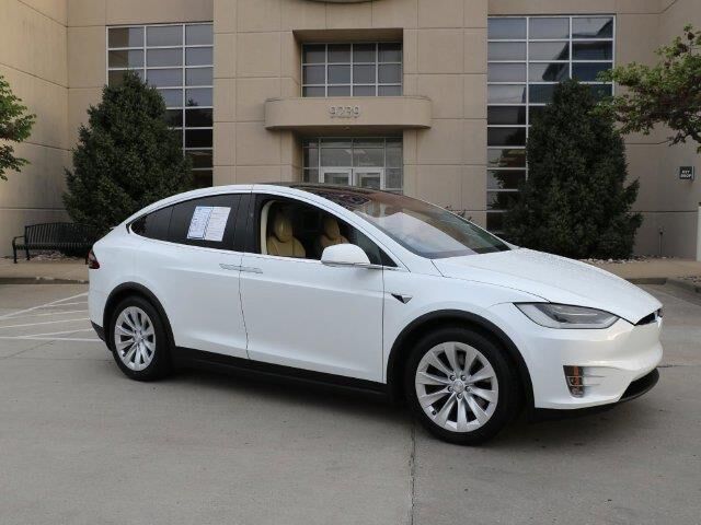 2017 Tesla Model X 75D — photo 1 of 13