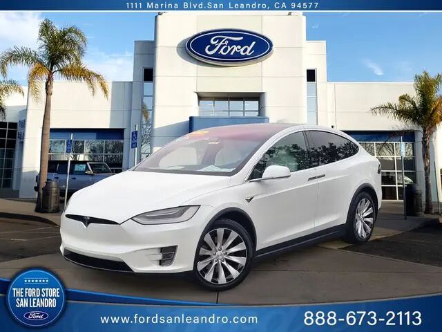 2020 Tesla Model X Long Range — photo 1 of 13