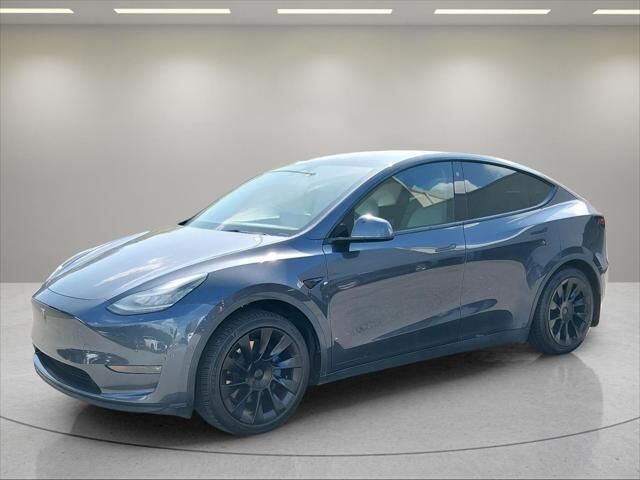 2021 Tesla Model Y Long Range — photo 1 of 26