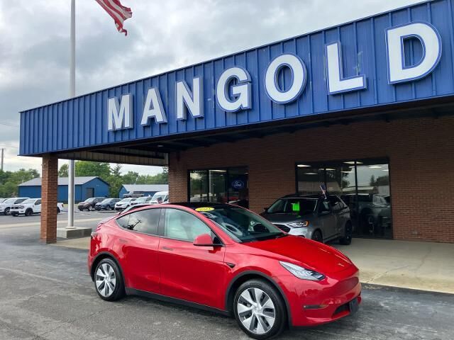 2021 Tesla Model Y Long Range — photo 1 of 13