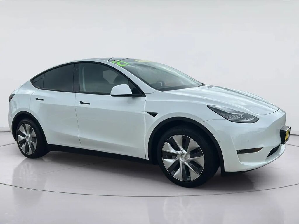 2021 Tesla Model Y Long Range — photo 1 of 14