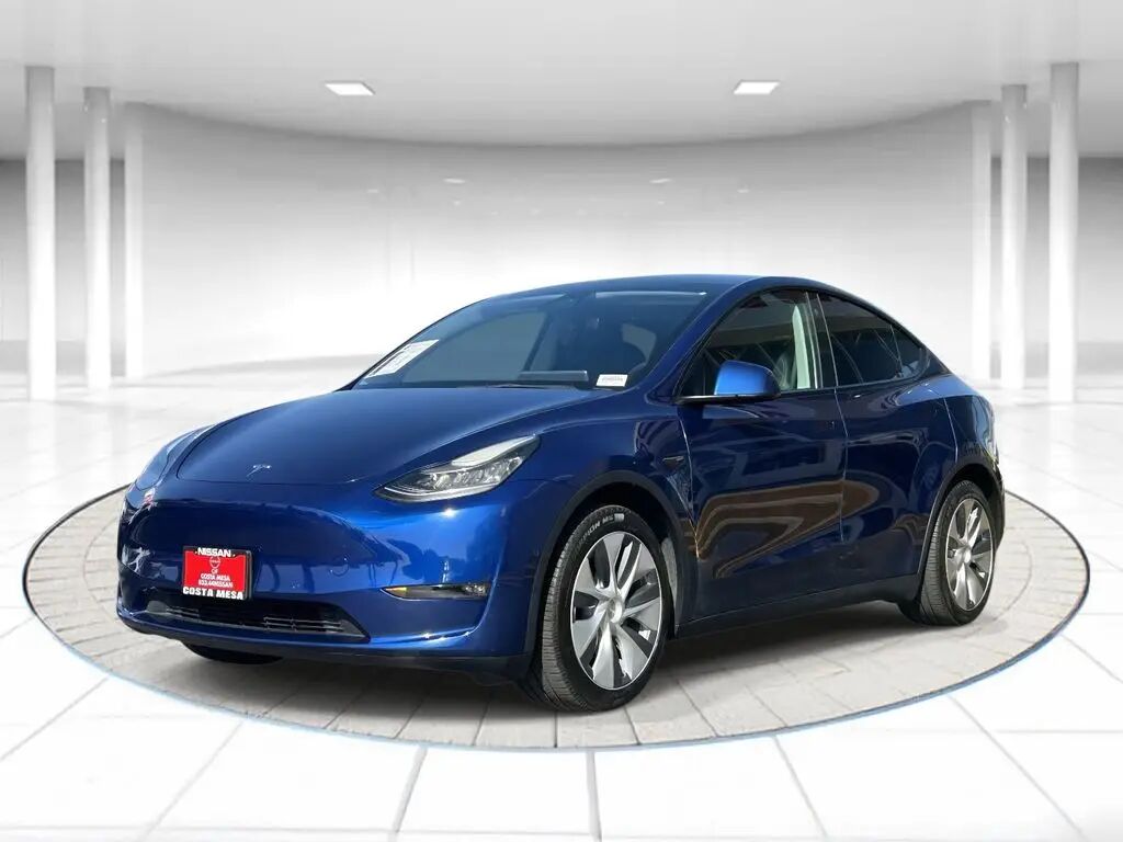 2021 Tesla Model Y Long Range — photo 1 of 13
