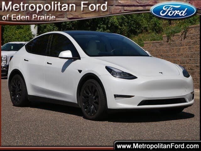 2021 Tesla Model Y Long Range — photo 1 of 1