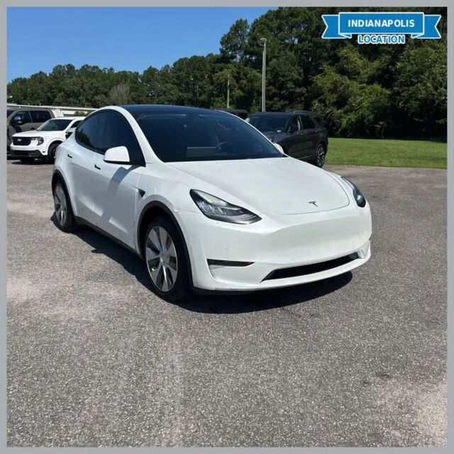 2021 Tesla Model Y Long Range — photo 1 of 12