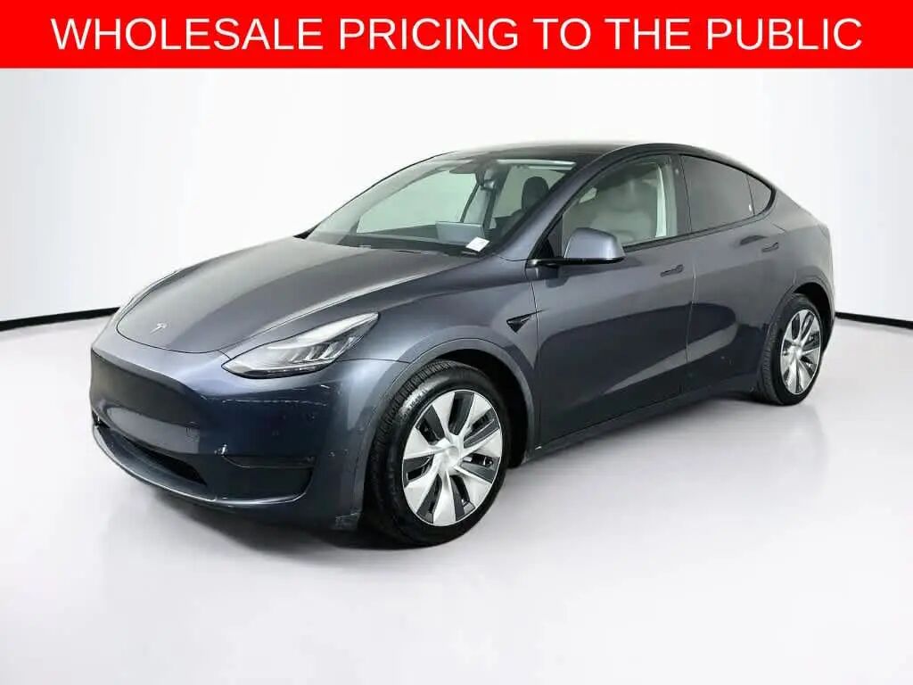 2021 Tesla Model Y Long Range — photo 1 of 13