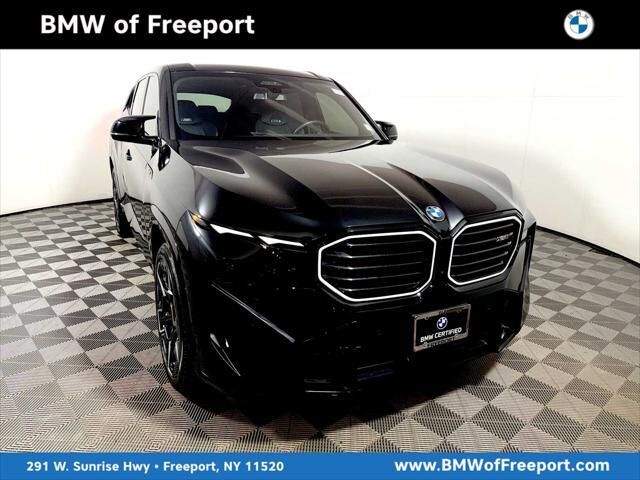 2023 BMW XM Base