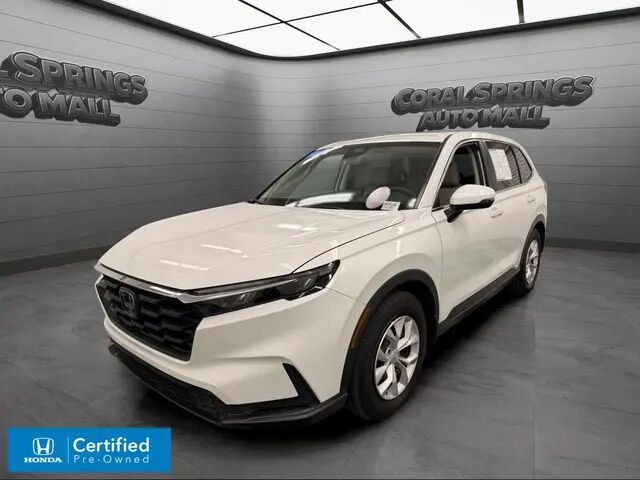 2025 Honda CR-V LX — photo 1 of 17