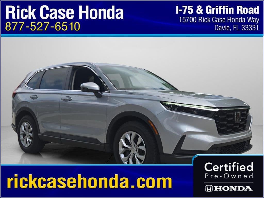 2025 Honda CR-V LX — photo 1 of 13