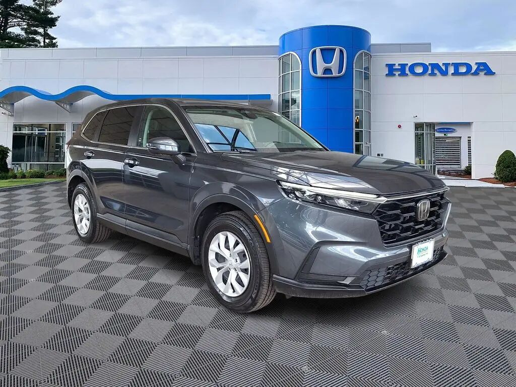 2025 Honda CR-V LX — photo 1 of 13