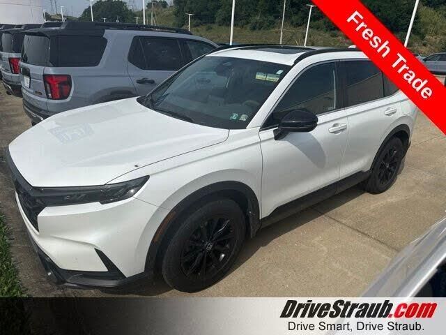 2023 Honda CR-V Hybrid Sport — photo 1 of 14
