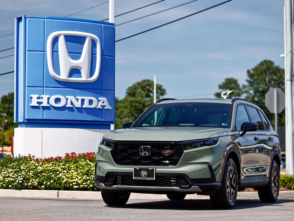 2026 Honda CR-V Hybrid TrailSport — photo 1 of 13