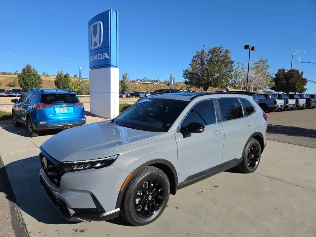 2024 Honda CR-V Hybrid Sport-L — photo 1 of 13