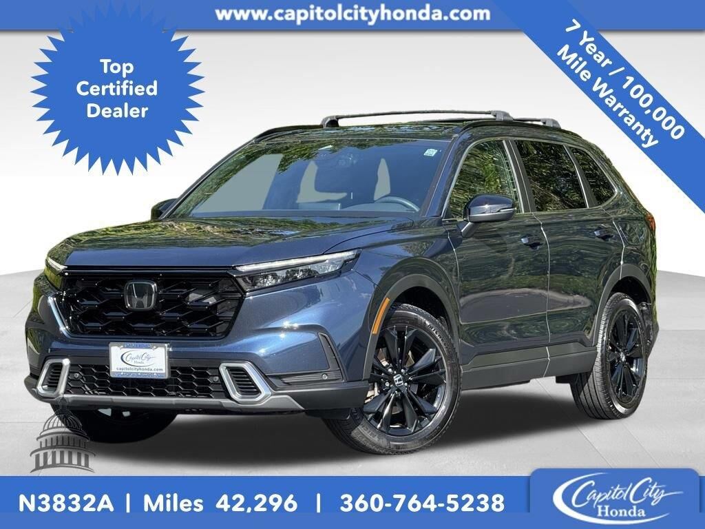 2024 Honda CR-V Hybrid Sport Touring — photo 1 of 13