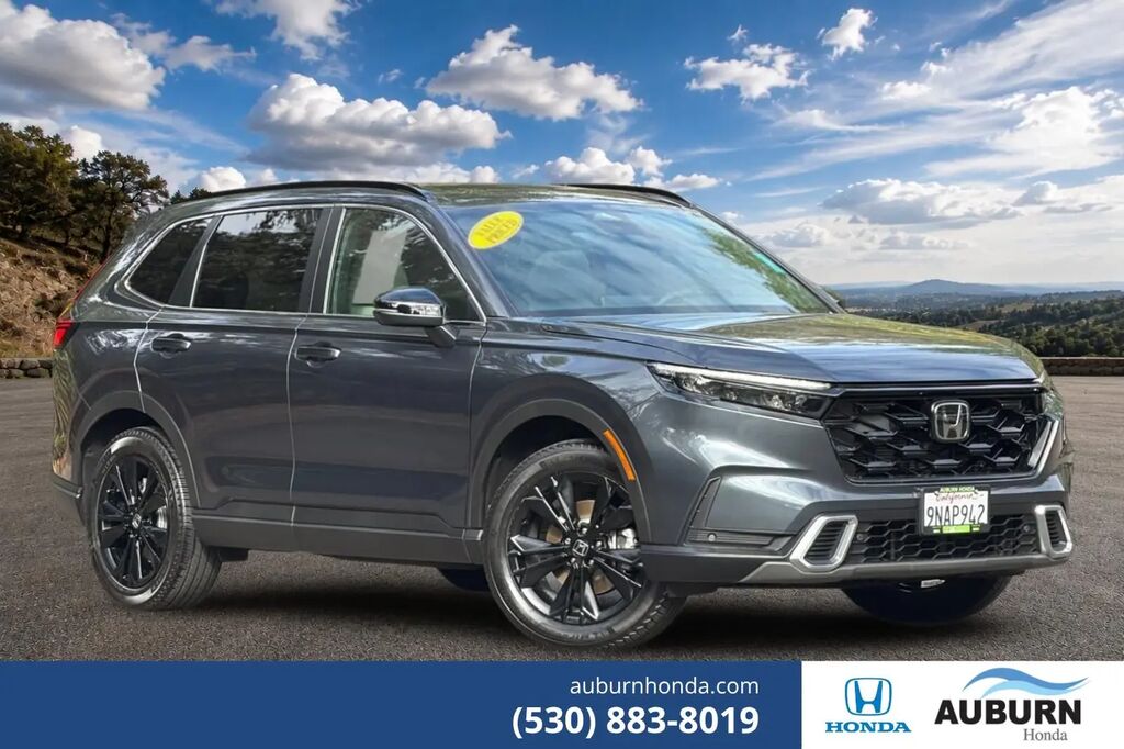 2025 Honda CR-V Hybrid Sport Touring — photo 1 of 1