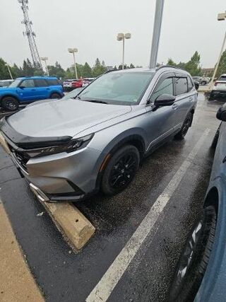 2023 Honda CR-V Hybrid Sport Touring — photo 1 of 43
