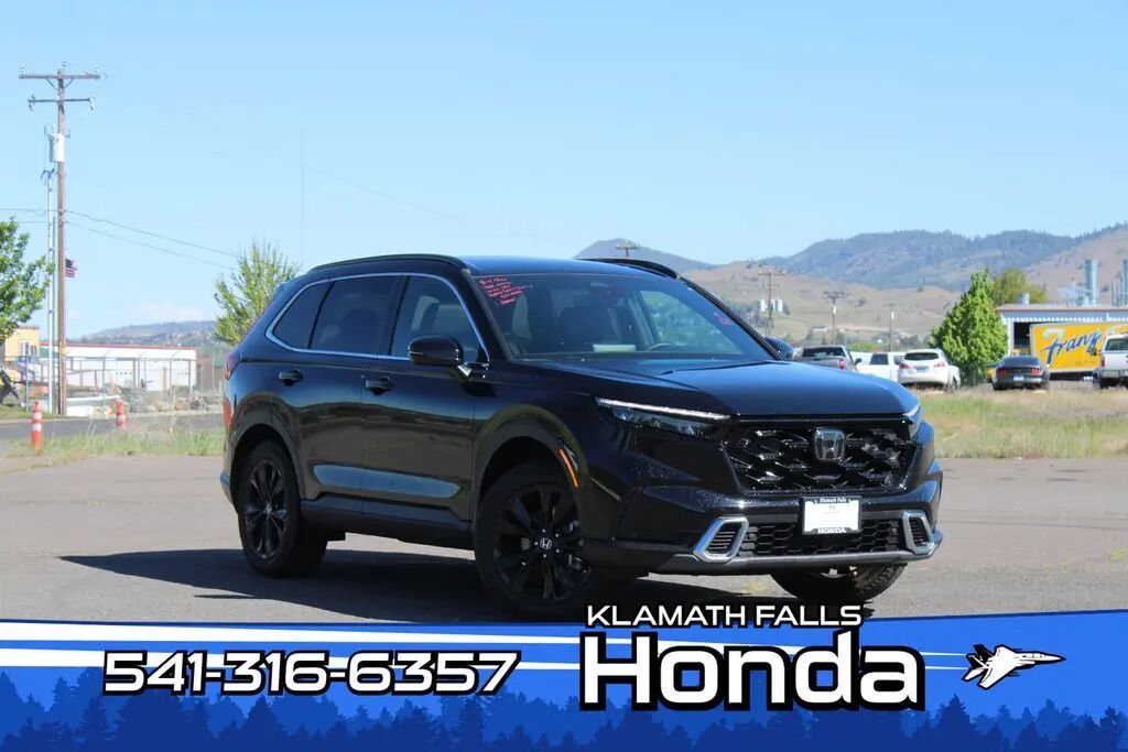 2025 Honda CR-V Hybrid Sport Touring — photo 1 of 13