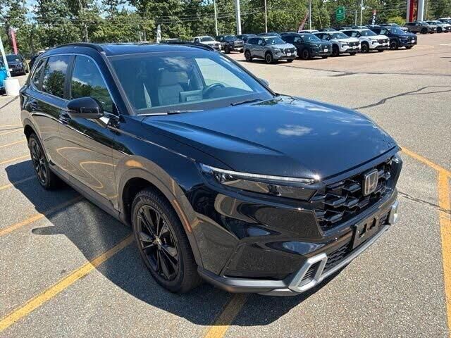 2024 Honda CR-V Hybrid Sport Touring — photo 1 of 8