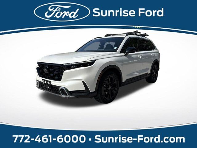 2026 Honda CR-V Hybrid Sport Touring — photo 1 of 14