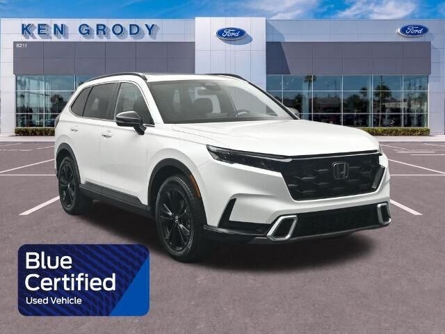 2025 Honda CR-V Hybrid Sport Touring — photo 1 of 26