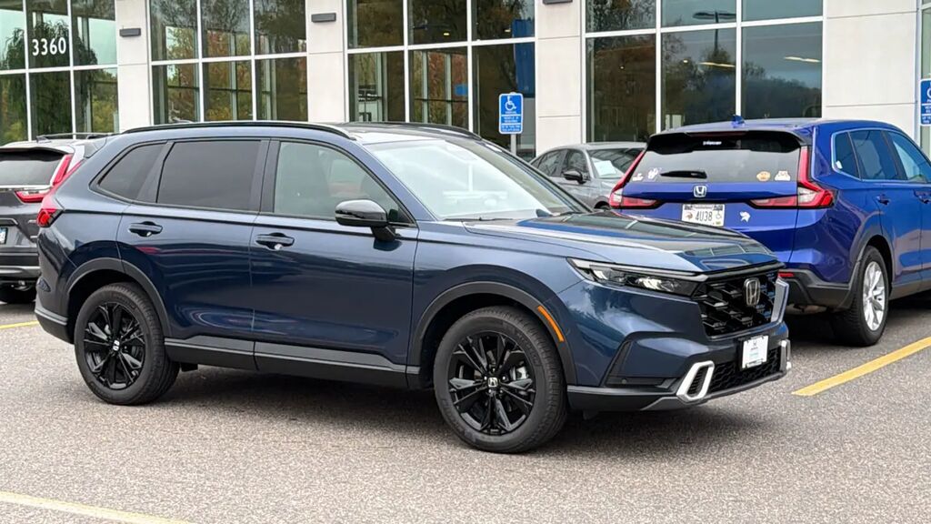 2026 Honda CR-V Hybrid Sport Touring — photo 1 of 13