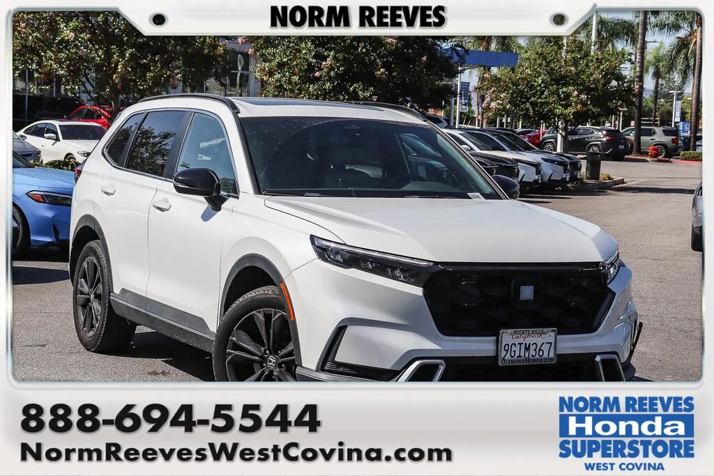 2023 Honda CR-V Hybrid Sport Touring — photo 1 of 13