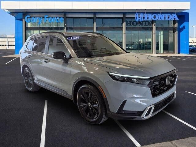 2025 Honda CR-V Hybrid Sport Touring — photo 1 of 1