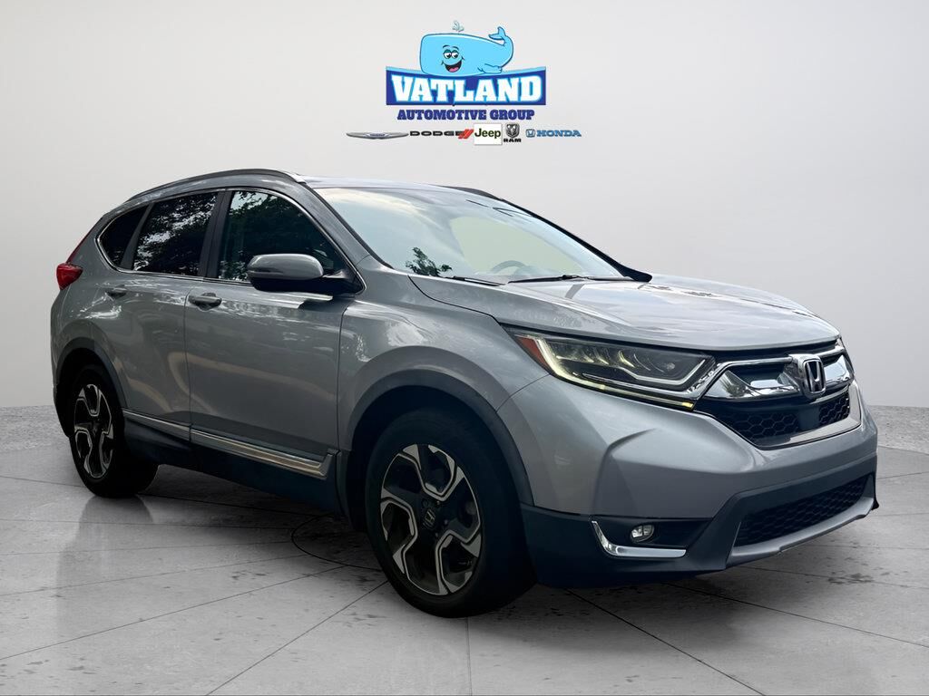 2018 Honda CR-V Touring — photo 1 of 31